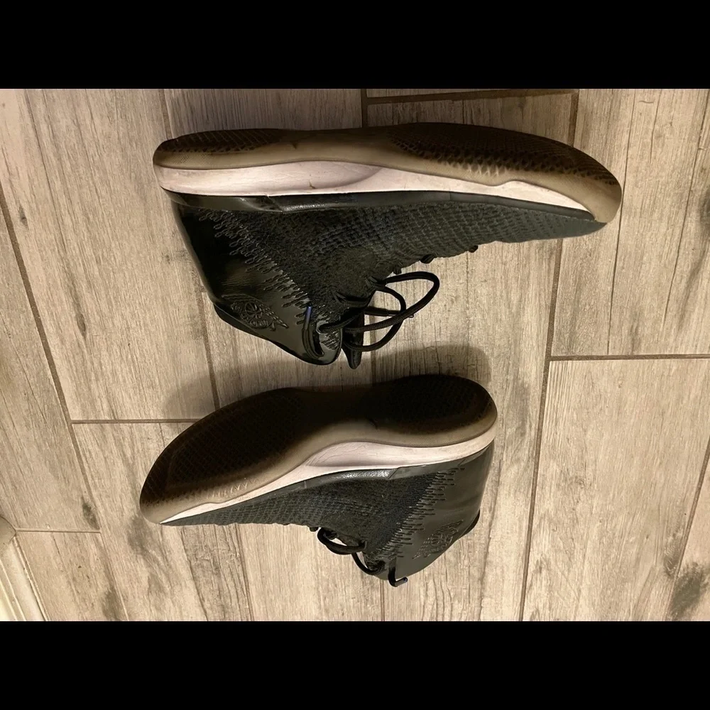 Nike size 11.5 pre own black Jordan 31 Space Jam